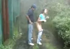 İki kez onu kedi tatmin... bakire bozma porn