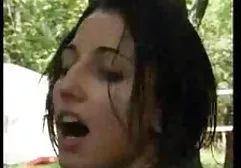 Bunun kadın hayvan pornoları yüzünde...