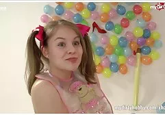 Lezbiyen cüce kadınlar pornosu parmaklıyor - amansız Boner