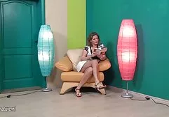 Şehvet mektupları oyuncular 5 4 anne oğul pornosu (1986) Parça: Nina