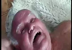 Lateks köle bir misafir pornosu fahişe hakim